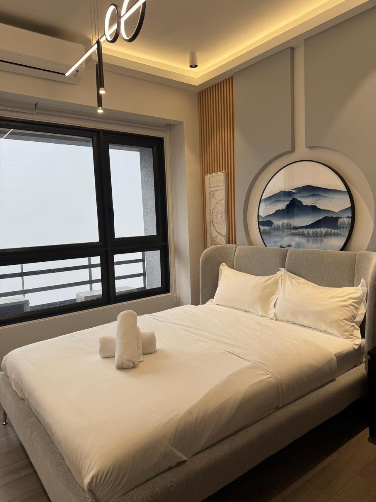 Apartment Agile Bukit Bintang At Trx Pavilion Kl By Kimiro